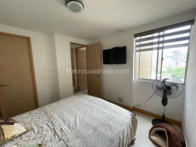Apartamento de 3 alcobas en venta en Tres Esquinas, Sabaneta, 67 m² · foto 16 de 18