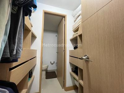 Apartamento de 3 alcobas en venta en Tres Esquinas, Sabaneta, 67 m² · foto 17 de 18