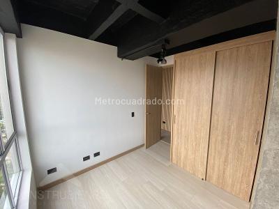 Apartamento de 2 alcobas en venta en Cañaveralejo, Sabaneta, 70 m² · foto 8 de 14