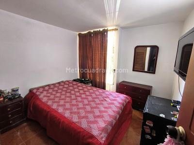 Casa de 5 alcobas en venta en Buenos Aires, Medellín, 131 m² · foto 10 de 20