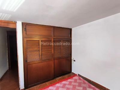 Casa de 5 alcobas en venta en Buenos Aires, Medellín, 131 m² · foto 11 de 20