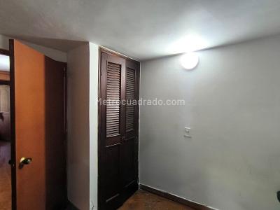 Casa de 5 alcobas en venta en Buenos Aires, Medellín, 131 m² · foto 15 de 20