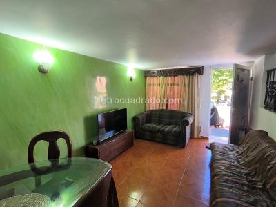 Casa de 5 alcobas en venta en Buenos Aires, Medellín, 131 m² · foto 4 de 20