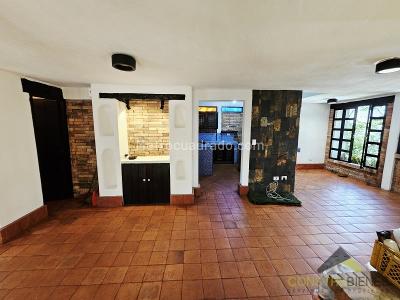 Casa de 3 alcobas en venta en El Chingui, Envigado, 540 m² · foto 2 de 20