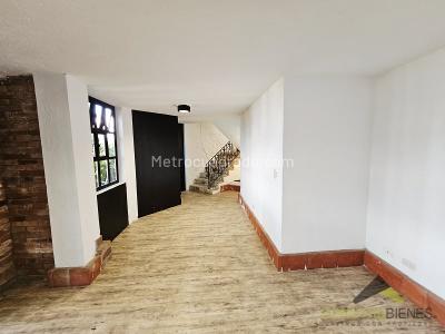 Casa de 3 alcobas en venta en El Chingui, Envigado, 540 m² · foto 6 de 20