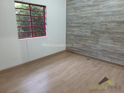 Casa de 3 alcobas en venta en La Doctora, Sabaneta, 140 m² · foto 8 de 19