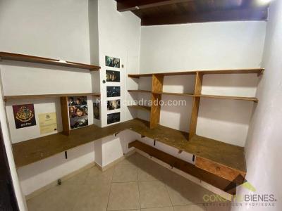 Casa de 5 alcobas en venta en La Doctora, Sabaneta, 314 m² · foto 18 de 20