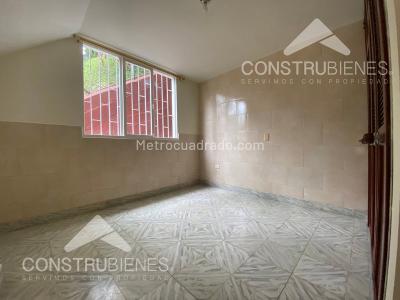 Casa de 3 alcobas en venta en La Doctora, Sabaneta, 200 m² · foto 16 de 20