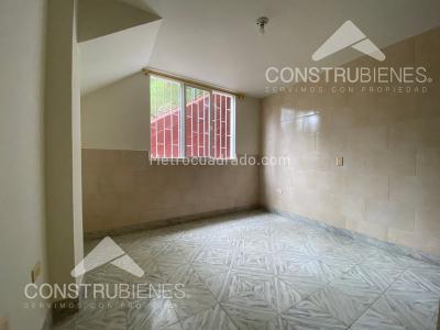 Casa de 3 alcobas en venta en La Doctora, Sabaneta, 200 m² · foto 17 de 20