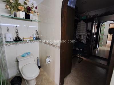 Casa de 5 alcobas en venta en La Doctora, Sabaneta, 540 m² · foto 17 de 20