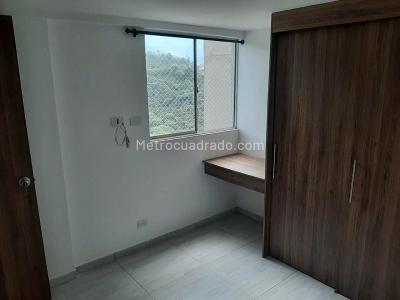 Apartamento de 3 alcobas en venta en San Jose, Sabaneta, 57 m² · foto 14 de 16