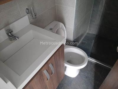 Apartamento de 3 alcobas en venta en San Jose, Sabaneta, 57 m² · foto 16 de 16