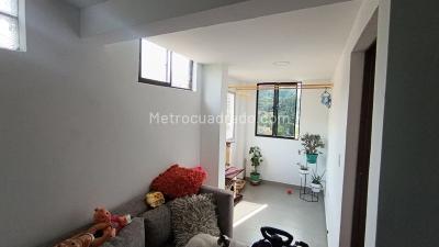 Apartamento de 2 alcobas en venta en La Doctora La Inmaculada, Sabaneta, 59 m² · foto 4 de 12