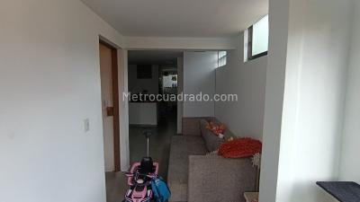 Apartamento de 2 alcobas en venta en La Doctora La Inmaculada, Sabaneta, 59 m² · foto 6 de 12
