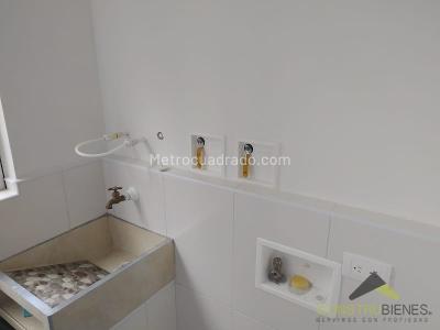 Apartamento de 3 alcobas en venta en La Doctora La Inmaculada, Sabaneta, 58 m² · foto 5 de 12