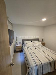 Apartamento de 3 alcobas en venta en La Doctora La Inmaculada, Sabaneta, 58 m² · foto 8 de 9