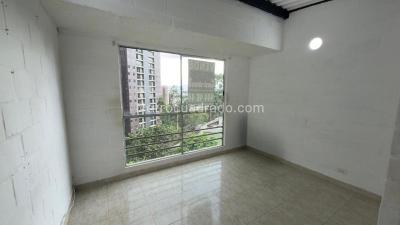 Apartamento de 3 alcobas en venta en Maria Auxiliadora, Sabaneta, 52 m² · foto 4 de 18
