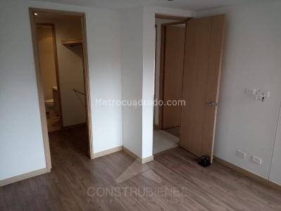 Apartamento de 3 alcobas en venta en San Jose, Sabaneta, 89 m² · foto 5 de 15