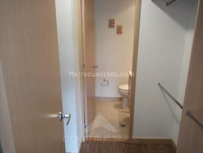 Apartamento de 3 alcobas en venta en San Jose, Sabaneta, 89 m² · foto 9 de 15