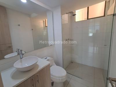 Apartamento de 2 alcobas en venta en San Jose Parte Baja, Sabaneta, 98 m² · foto 10 de 20