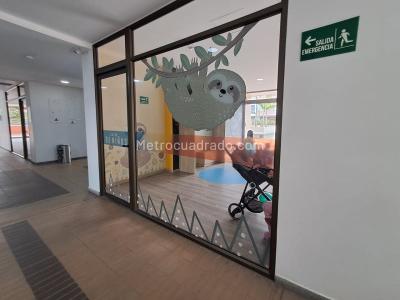 Apartamento de 3 alcobas en venta en San Jose Parte Baja, Sabaneta, 98 m² · foto 19 de 20