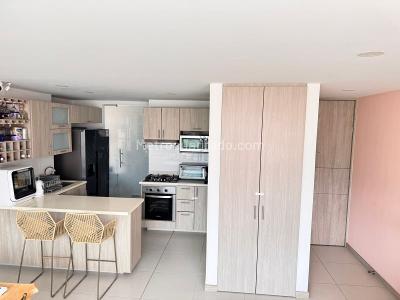 Apartamento de 3 alcobas en venta en San Jose Parte Baja, Sabaneta, 98 m² · foto 2 de 20