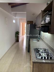 Apartamento de 2 alcobas en venta en La Doctora, Sabaneta, 60 m² · foto 2 de 18