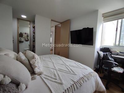 Apartamento de 2 alcobas en venta en San Jose, Sabaneta, 89 m² · foto 16 de 18
