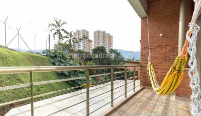 Casa de 4 alcobas en venta en La Doctora, Sabaneta, 300 m² · foto 12 de 20