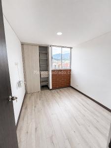 Apartamento de 3 alcobas en venta en Aves Maria, Sabaneta, 72 m² · foto 7 de 16