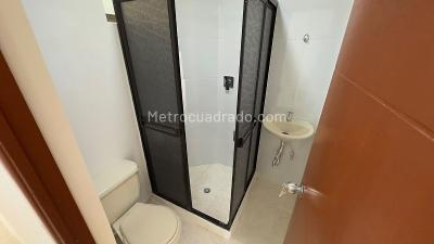 Apartamento de 3 alcobas en venta en Restrepo Naranjo, Sabaneta, 72 m² · foto 6 de 12