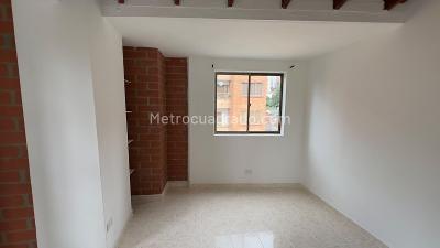 Apartamento de 3 alcobas en venta en Restrepo Naranjo, Sabaneta, 72 m² · foto 9 de 12