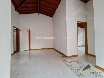 Apartamento de 2 alcobas en venta en Aliadas Del Sur, Sabaneta, 70 m² · foto 4 de 13