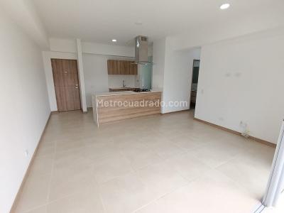 Apartamento de 2 alcobas en venta en Cañaveralejo, Sabaneta, 68 m² · foto 3 de 19