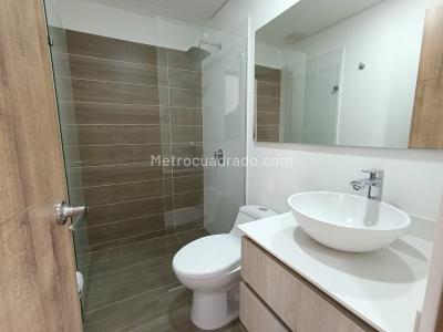 Apartamento de 2 alcobas en venta en Cañaveralejo, Sabaneta, 68 m² · foto 8 de 19