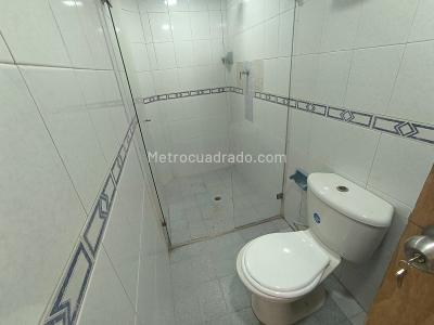 Casa de 2 alcobas en venta en Castilla, Medellín, 56 m² · foto 11 de 13