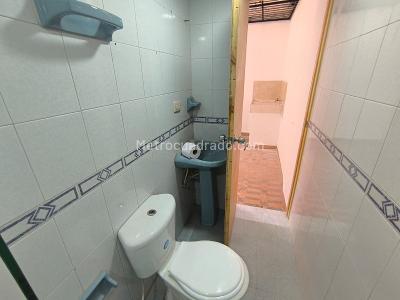 Casa de 2 alcobas en venta en Castilla, Medellín, 56 m² · foto 12 de 13