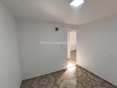 Casa de 2 alcobas en venta en Castilla, Medellín, 56 m² · foto 6 de 13