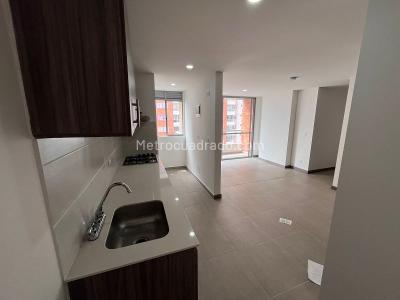 Apartamento de 3 alcobas en venta en Santa Maria, Itagüí, 64 m² · foto 2 de 20