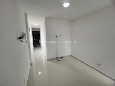 Apartaestudio en arriendo en Las Casitas, Envigado, 35 m² · foto 2 de 6