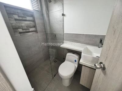 Apartaestudio en arriendo en Las Casitas, Envigado, 35 m² · foto 5 de 6