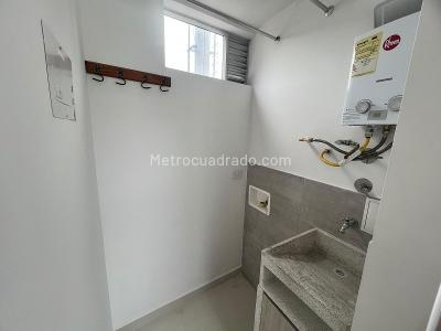 Apartaestudio en arriendo en Las Casitas, Envigado, 35 m² · foto 6 de 6