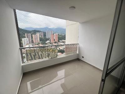 Apartamento de 3 alcobas en arriendo en Prados De Sabaneta, Sabaneta, 80 m² · foto 5 de 13