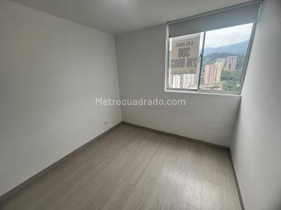 Apartamento de 3 alcobas en arriendo en Prados De Sabaneta, Sabaneta, 80 m² · foto 7 de 13