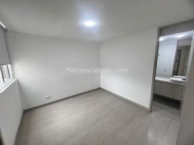 Apartamento de 3 alcobas en arriendo en Prados De Sabaneta, Sabaneta, 80 m² · foto 11 de 13