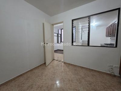 Apartamento en arriendo en Calle Larga, Sabaneta · foto 8 de 11