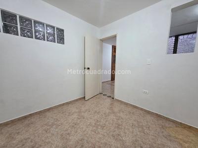 Apartamento en arriendo en Calle Larga, Sabaneta · foto 10 de 11