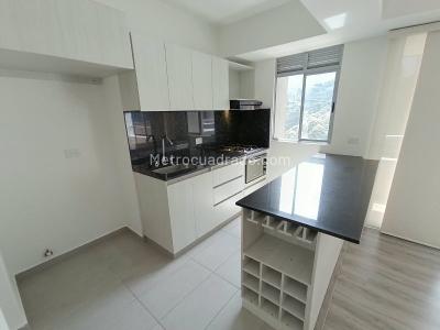 Apartamento de 3 alcobas en arriendo en Aves Maria, Sabaneta, 91 m² · foto 2 de 20