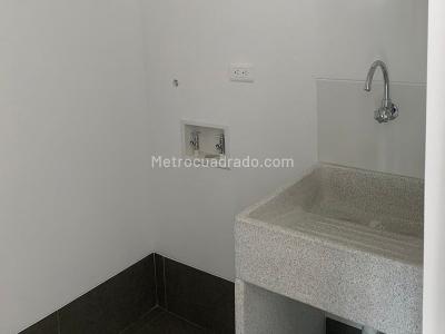 Apartaestudio en arriendo en El Poblado, Medellín, 60 m² · foto 12 de 12