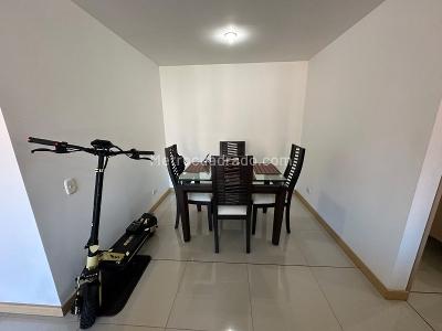 Apartamento de 3 alcobas en venta en San Jose, Sabaneta, 68 m² · foto 4 de 14